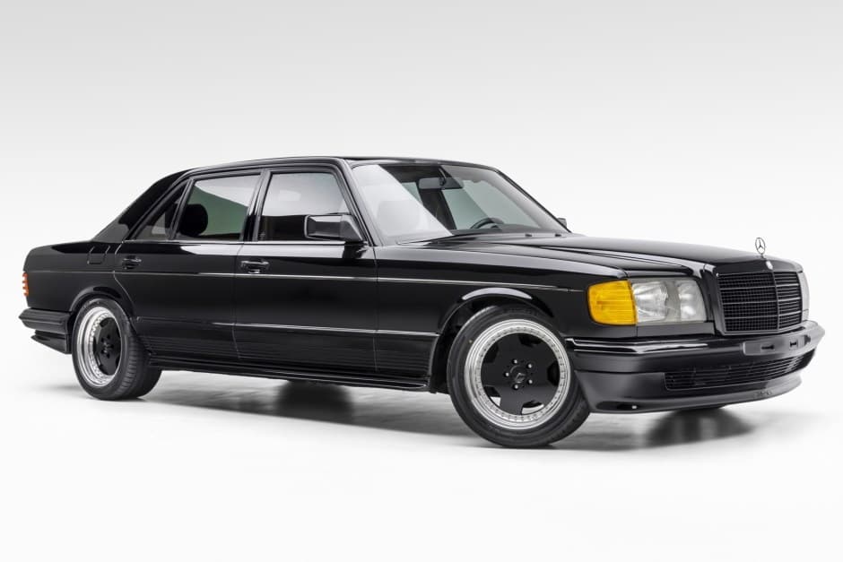 1982 Mercedes-Benz W126 S-Class sold for $49,000