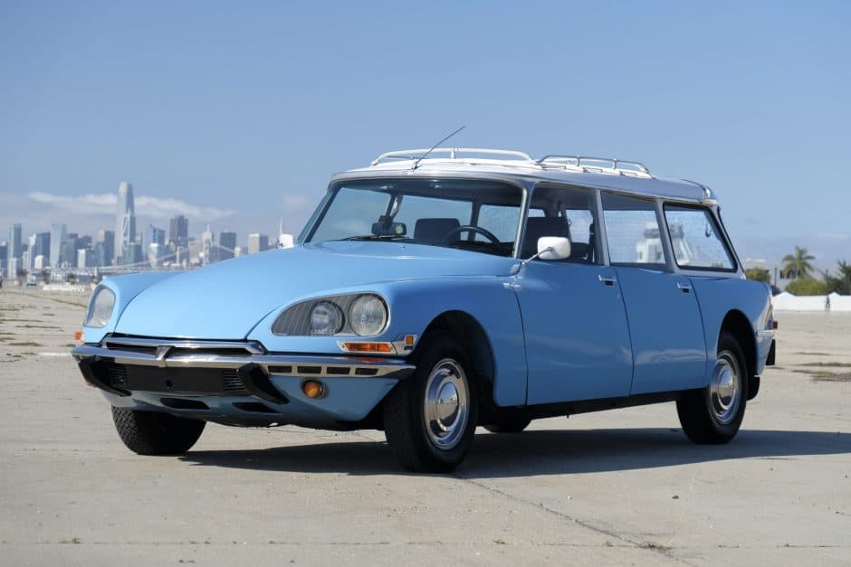 1972 Citroen DS sold for $37,500