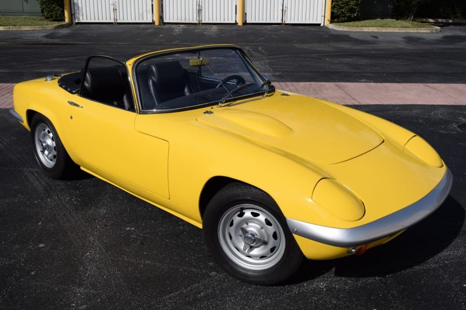 1968 Lotus Elan (1962-1975) sold for $31,000