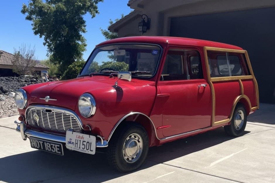 1967 Mini Mk I & Mk II sold for $17,750