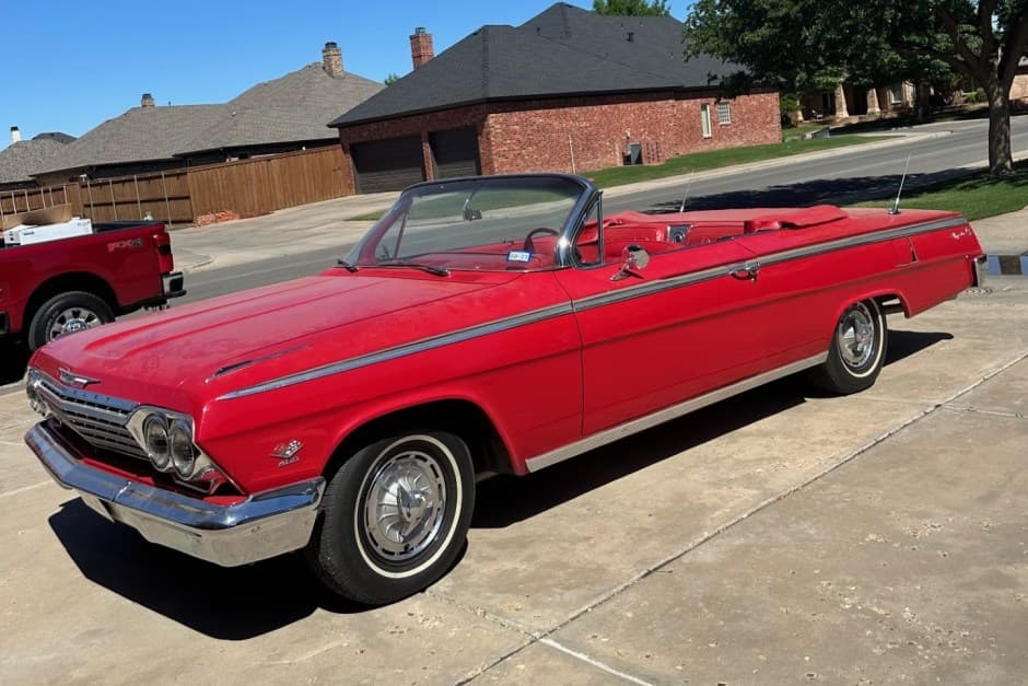 1962 Chevrolet Impala sold for $73,000