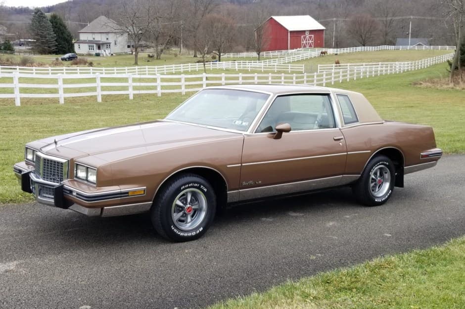 1985 Pontiac Grand Prix sold for $12,700