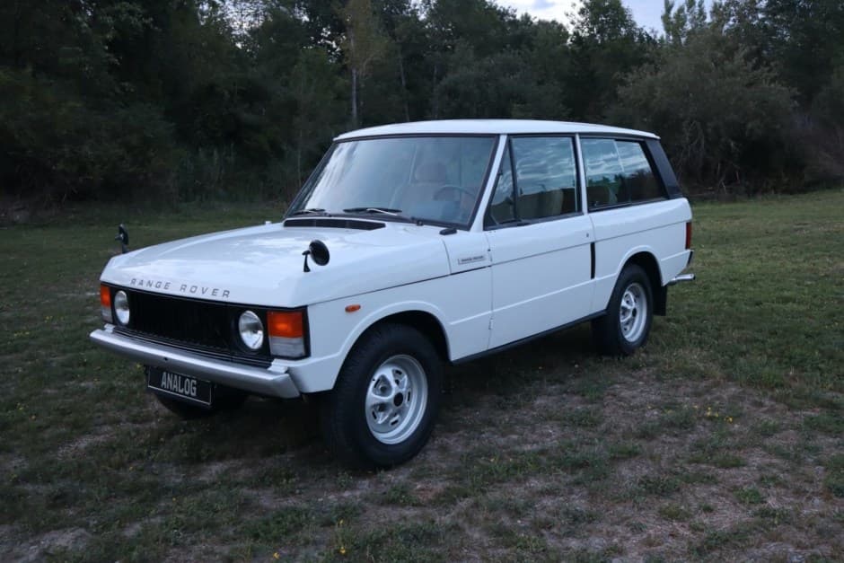 1980 Land Rover Range Rover Classic sold for $31,500