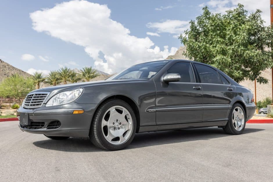 2005 Mercedes-Benz W220 S-Class sold for $17,266