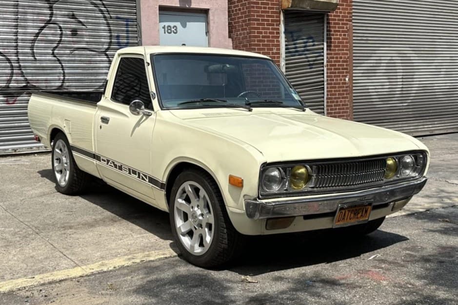 1973 Datsun Pickup sold for $7,500