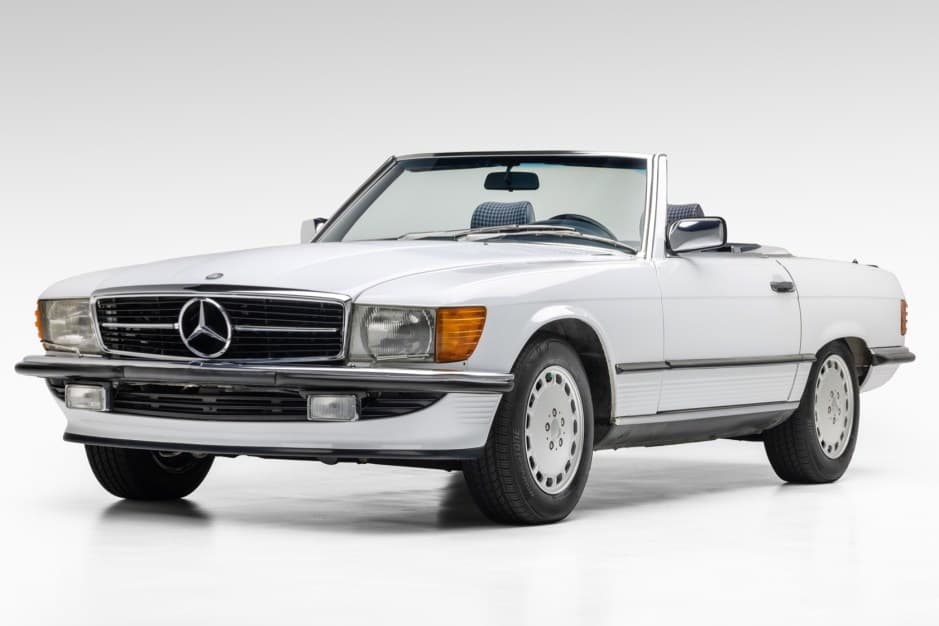 1986 Mercedes-Benz R107 SL sold for $46,000