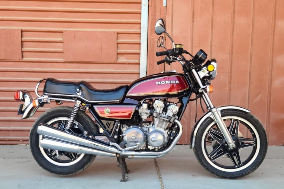 1979 Honda CB750 & CB750A sold for $3,700