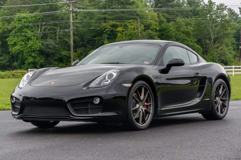 2014 Porsche 981 Cayman sold for $41,500
