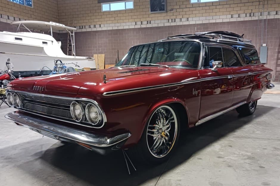 1964 Dodge 330, 440, & 880 sold for $22,500