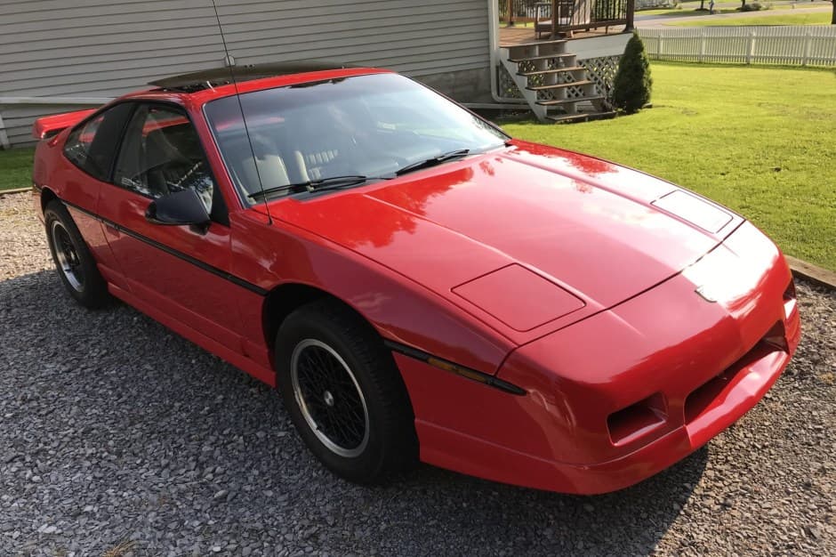 1988 Pontiac Fiero sold for $26,751
