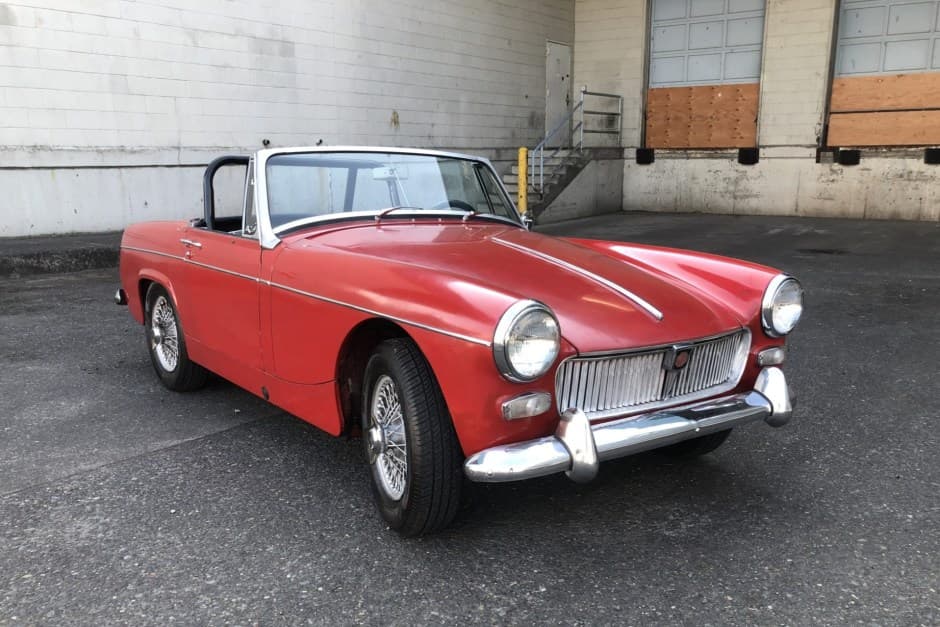 1967 MG Midget sold for $5,500