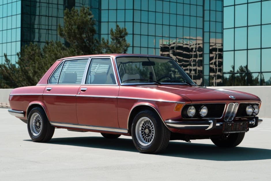 1975 BMW E3 sold for $28,500
