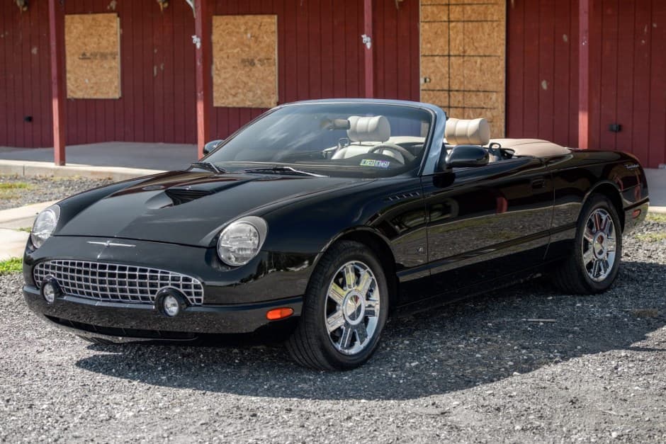 2004 Ford Thunderbird (2002-2005) sold for $14,694