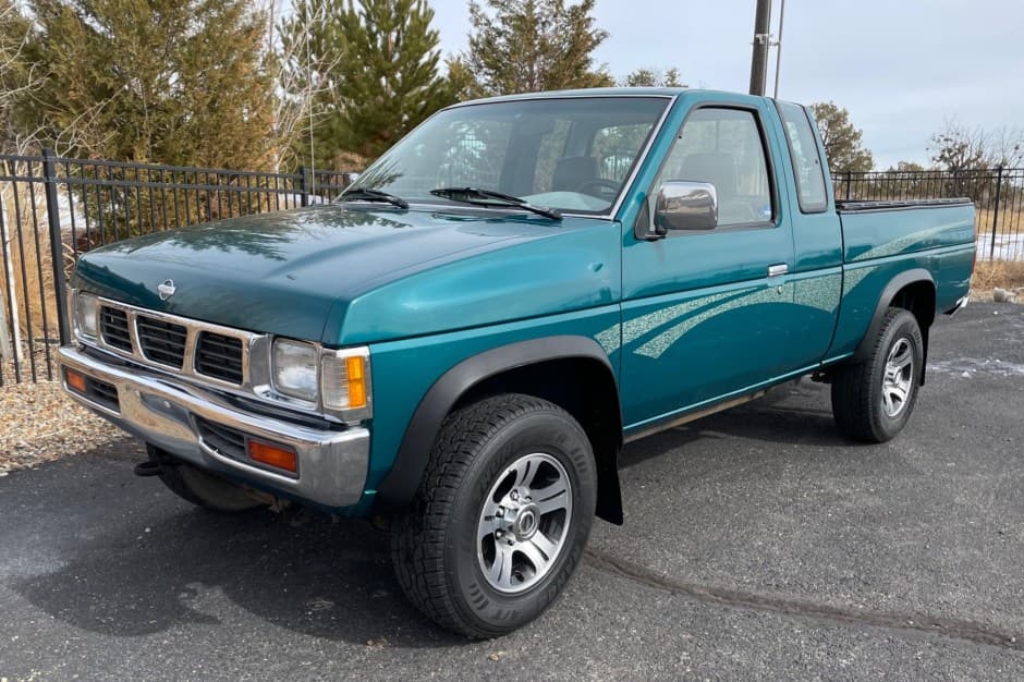1997 Nissan Pickup sold for $9,300