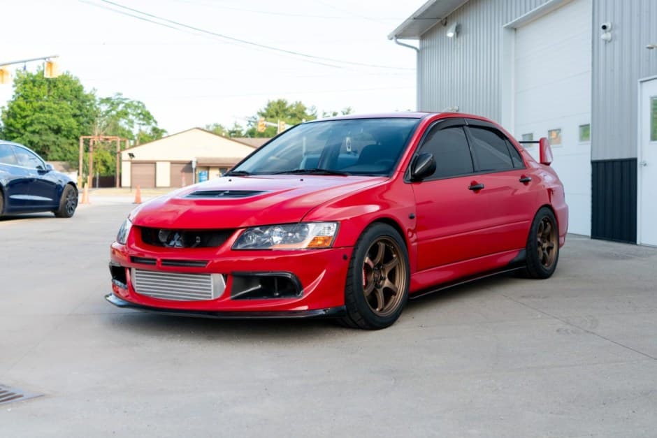 2004 Mitsubishi Lancer Evolution sold for $34,250