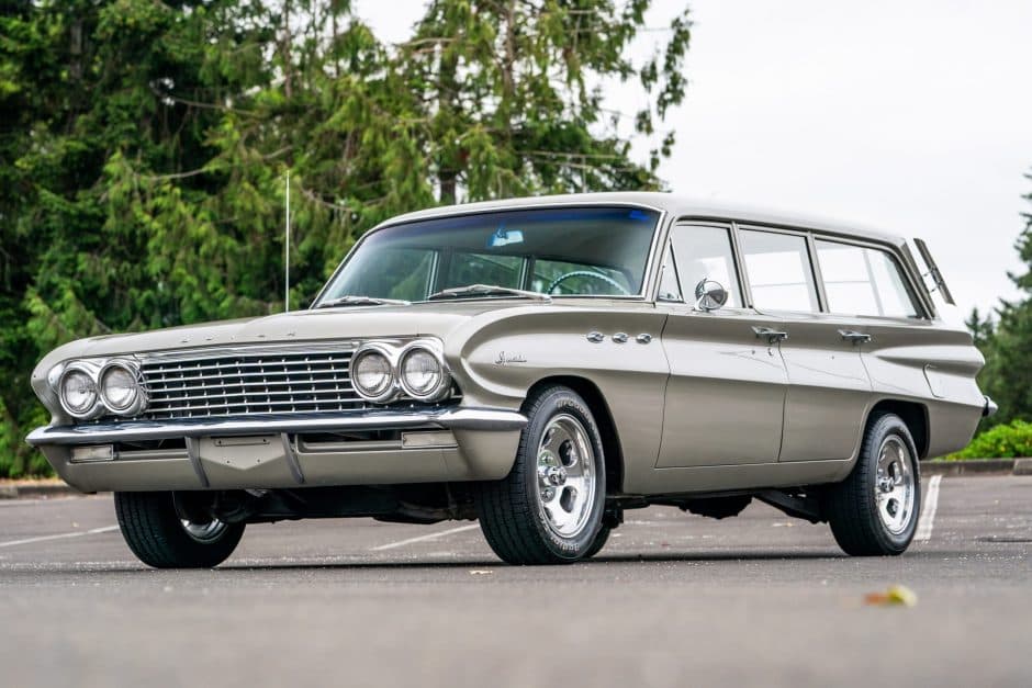 1961 Buick Special sold for $23,000