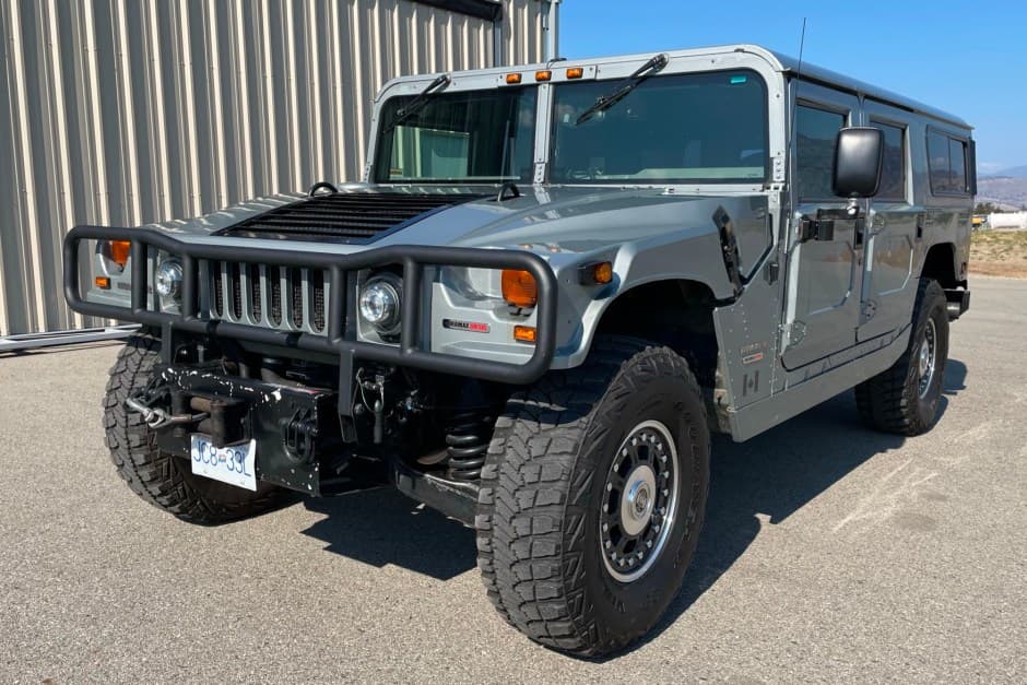 1998 Hummer H1 sold for $73,500