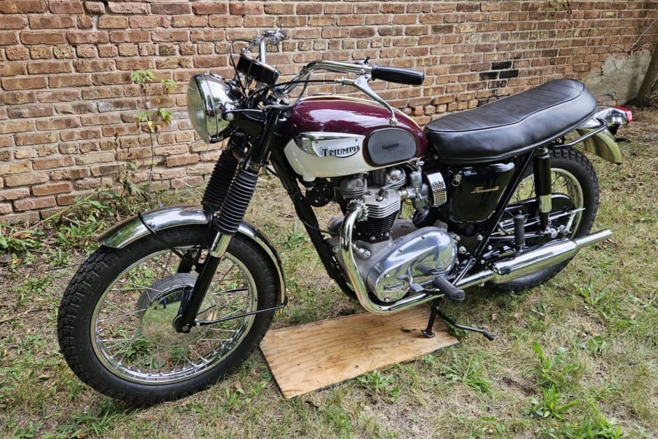 1967 Triumph Bonneville T120 sold for $12,500