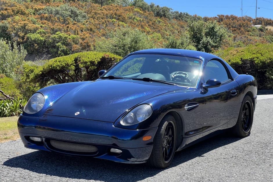 2004 Panoz Esperante sold for $14,053