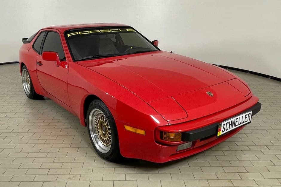 1983 Porsche 944 sold for $16,000