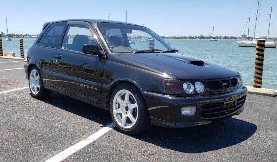 1995 Toyota  sold for $8,100