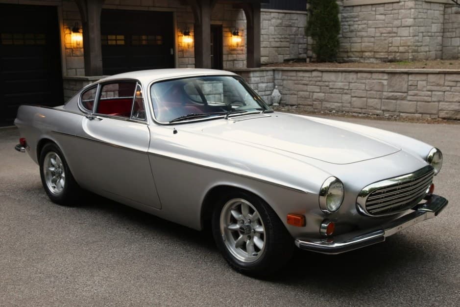 1968 Volvo P1800/1800 sold for $37,000