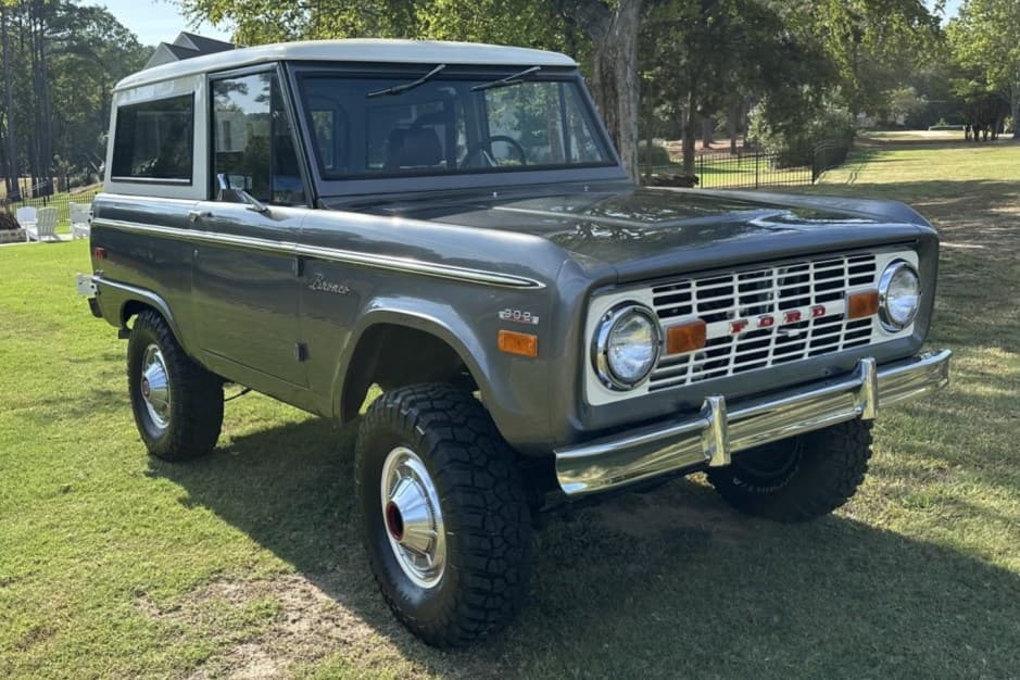 1974 Ford Bronco U13/U14/U15 1966-1977 sold for $65,500