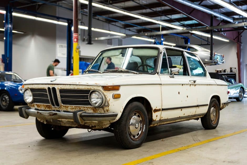 1973 BMW 2002tii sold for $10,500