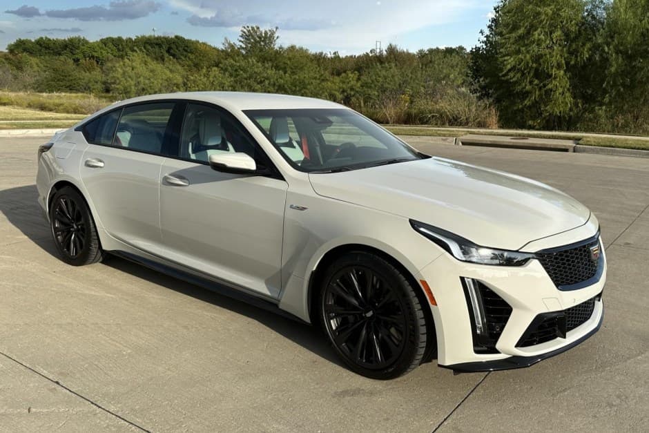 2022 Cadillac CT5 & CT5-V sold for $95,000