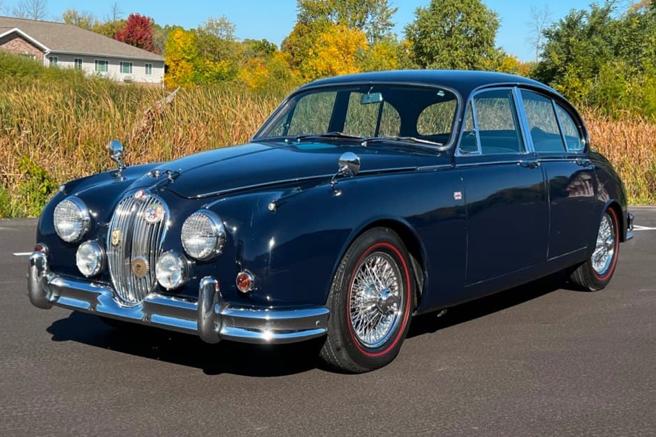 1963 Jaguar Mk II sold for $17,000