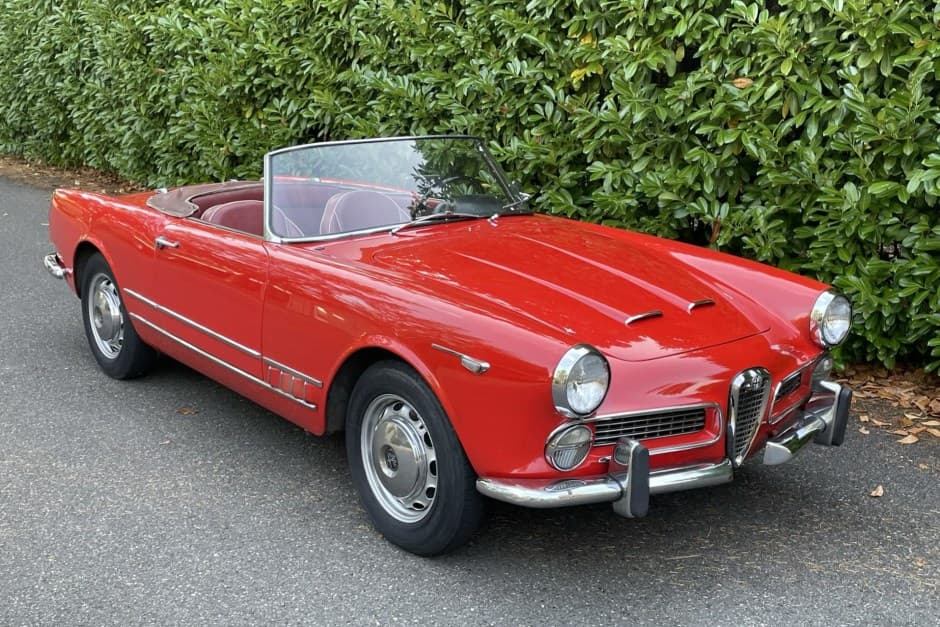 1960 Alfa Romeo 102-Series 2000 sold for $56,000