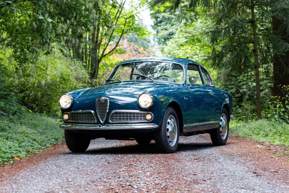1963 Alfa Romeo 750/101 Series Giulietta & Giulia sold for $37,125