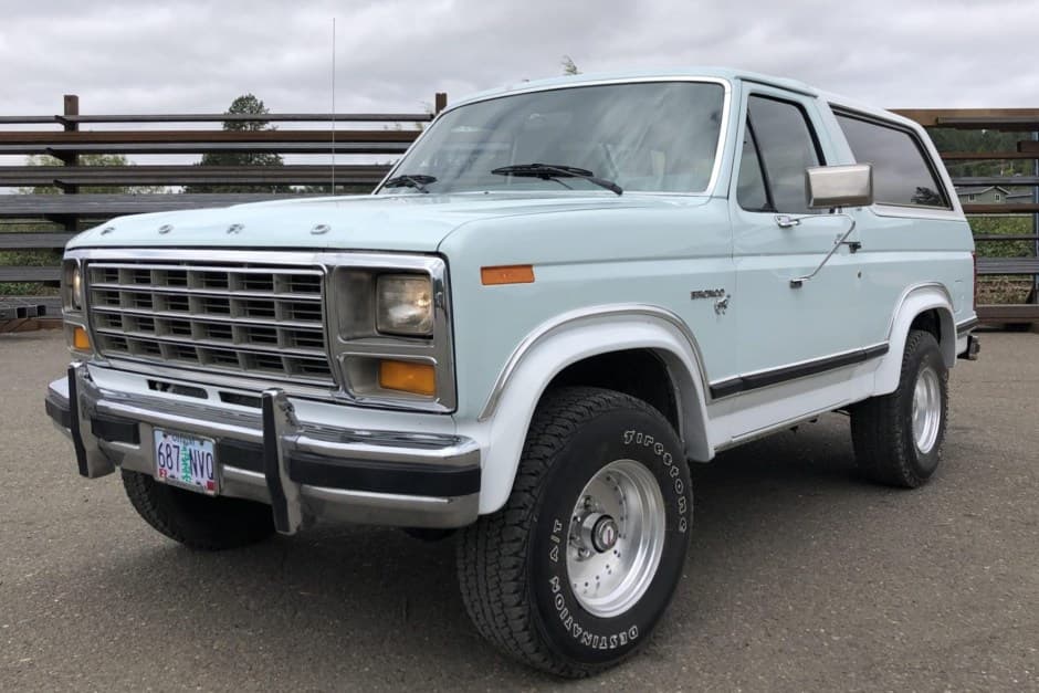 1981 Ford Bronco 3rd Generation 1980-1986 sold for $10,460