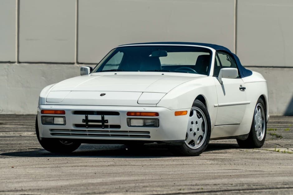 1990 Porsche 944 sold for $24,000