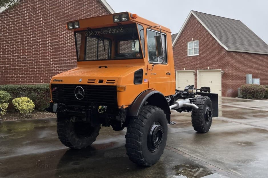 1985 Mercedes-Benz Unimog sold for $47,599