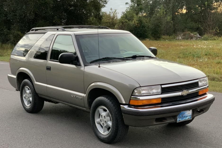 1999 Chevrolet Blazer 1995-2004 sold for $12,550