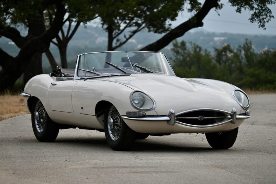1961 Jaguar XKE Series I sold for $150,000