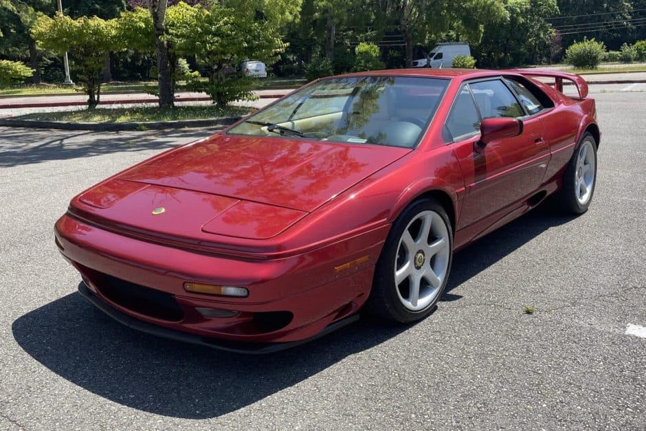 1999 Lotus Esprit sold for $60,000