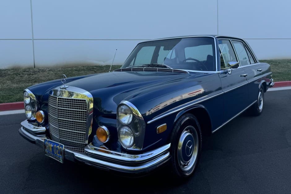1971 Mercedes-Benz W108 & W109 sold for $9,500