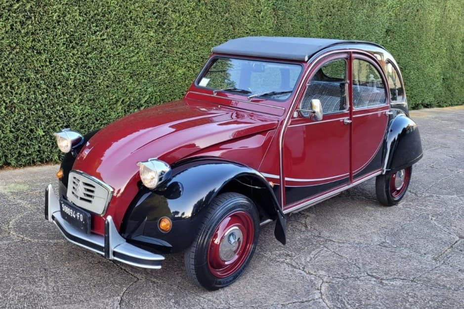 1982 Citroen 2CV sold for $17,750