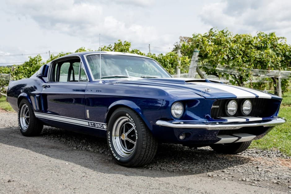 1967 Shelby Mustang GT350 & GT500 sold for $220,000