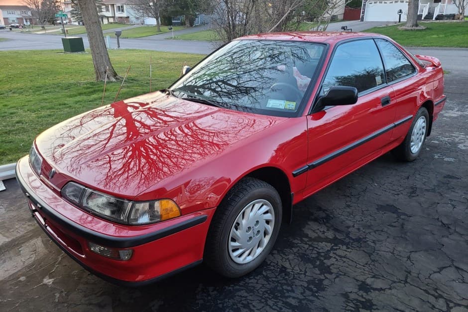 1992 Acura Integra sold for $11,250