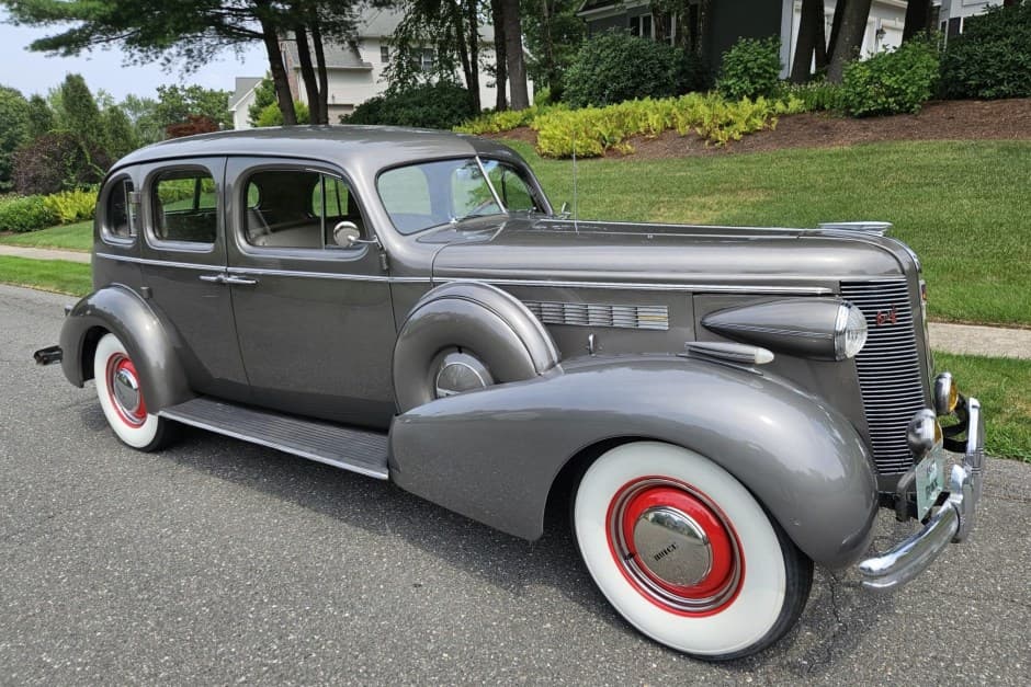 1937 Buick Roadmaster sold for $22,250