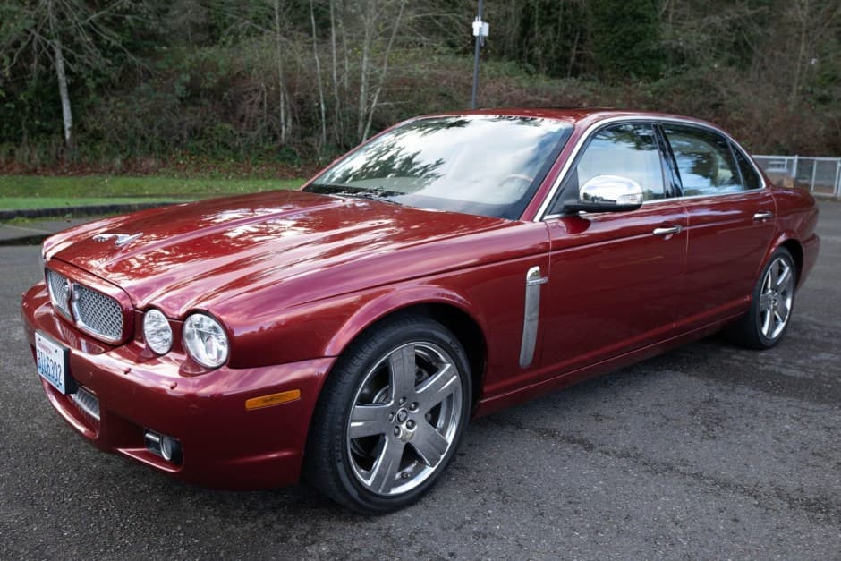 2008 Jaguar X350/X356/X358 XJ (2004-2009) sold for $25,000