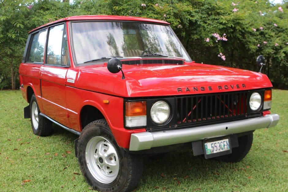 1977 Land Rover Range Rover Classic sold for $38,250
