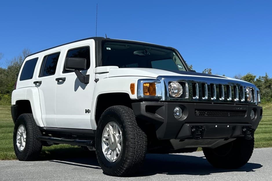2007 Hummer H3 sold for $17,801
