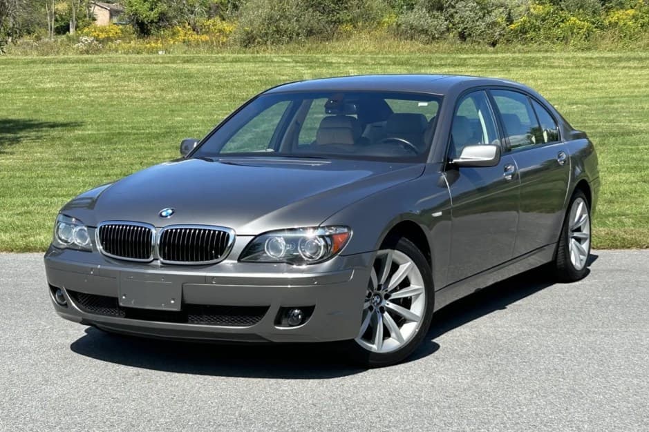 2007 BMW E65/E66 7-Series sold for $13,800