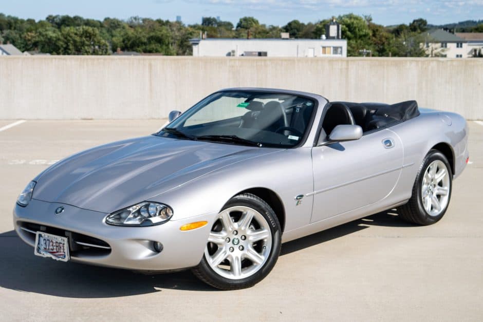 2000 Jaguar XK8 sold for $22,250