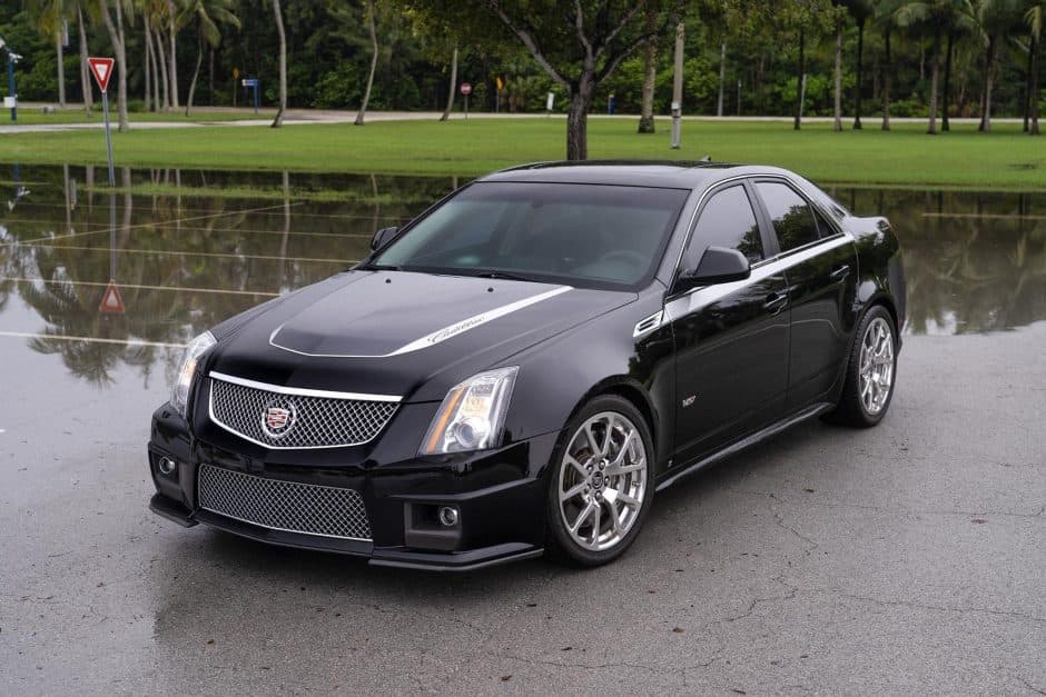 2009 Cadillac CTS & CTS-V sold for $32,500