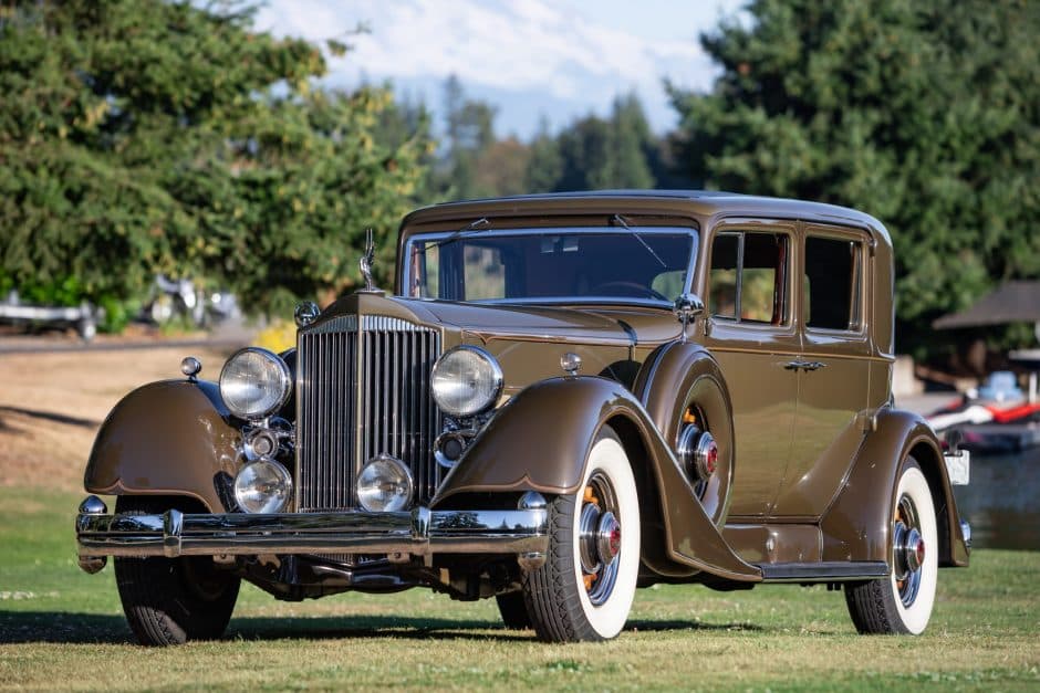 1934 Packard Twelve sold for $120,000